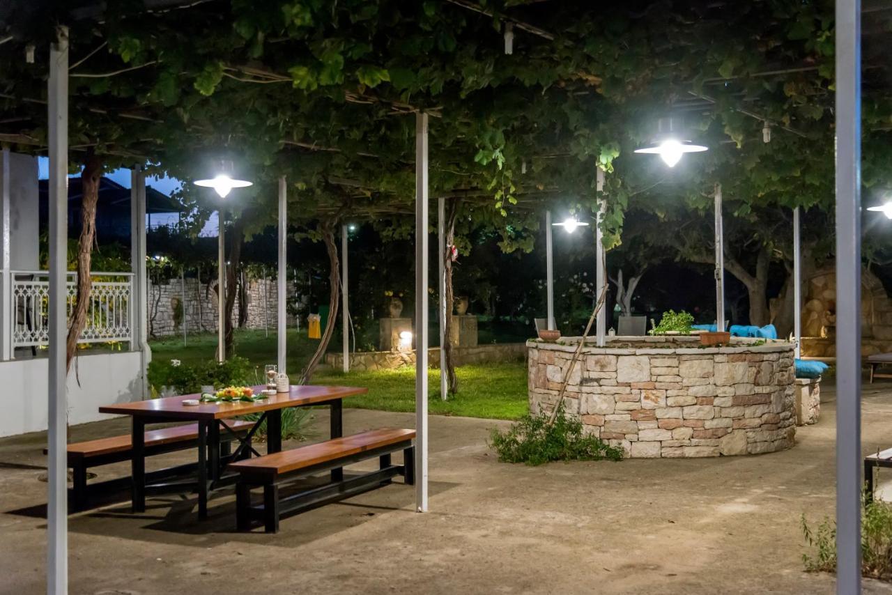 Akroyali Hotel & Villas Messinia ภายนอก รูปภาพ