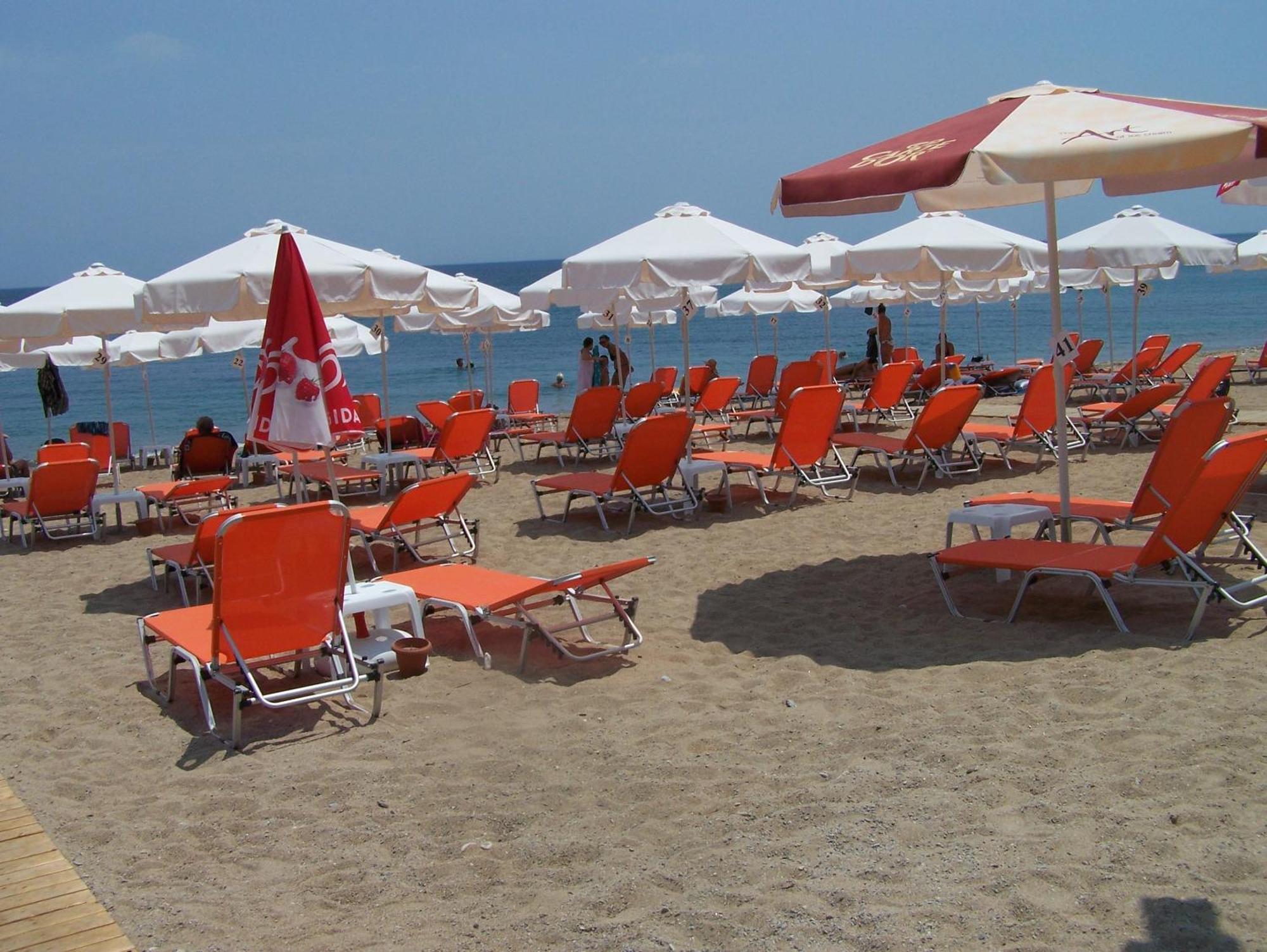 Akroyali Hotel & Villas Messinia ภายนอก รูปภาพ