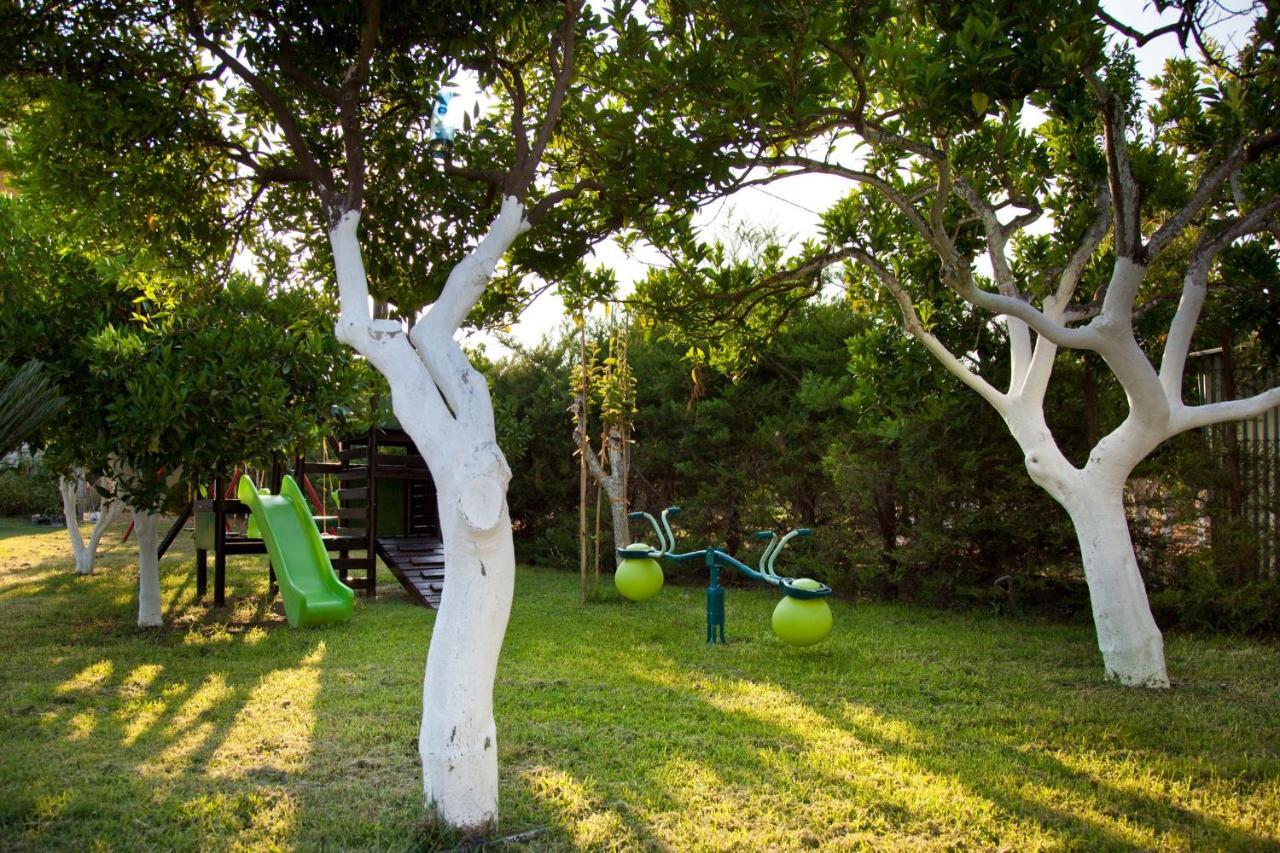 Akroyali Hotel & Villas Messinia ภายนอก รูปภาพ